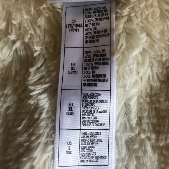 Disneyland Mickey Mouse 🐭 jacket - Picture 5 of 5